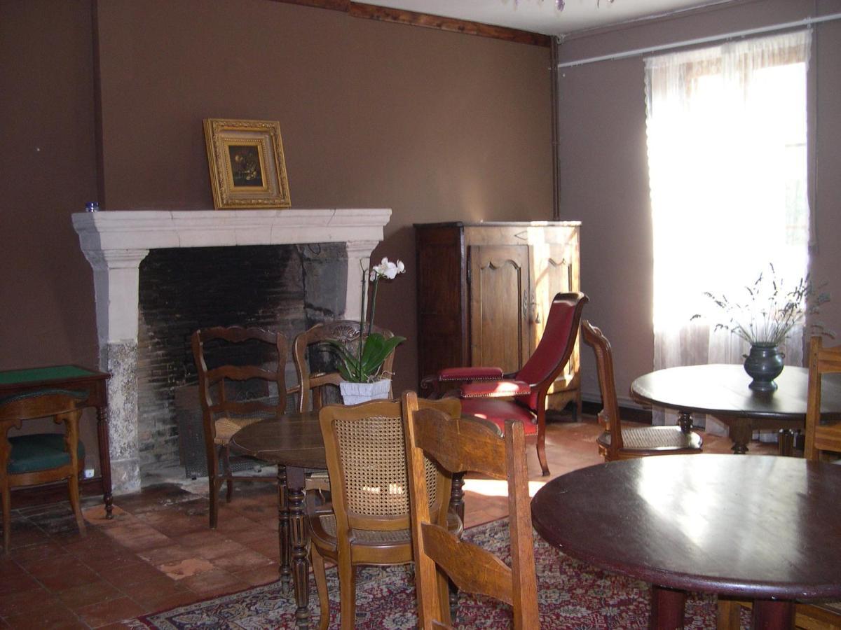 Bed and Breakfast L'Ancien Prieure Saint-Jean-de-la-Motte Exterior foto