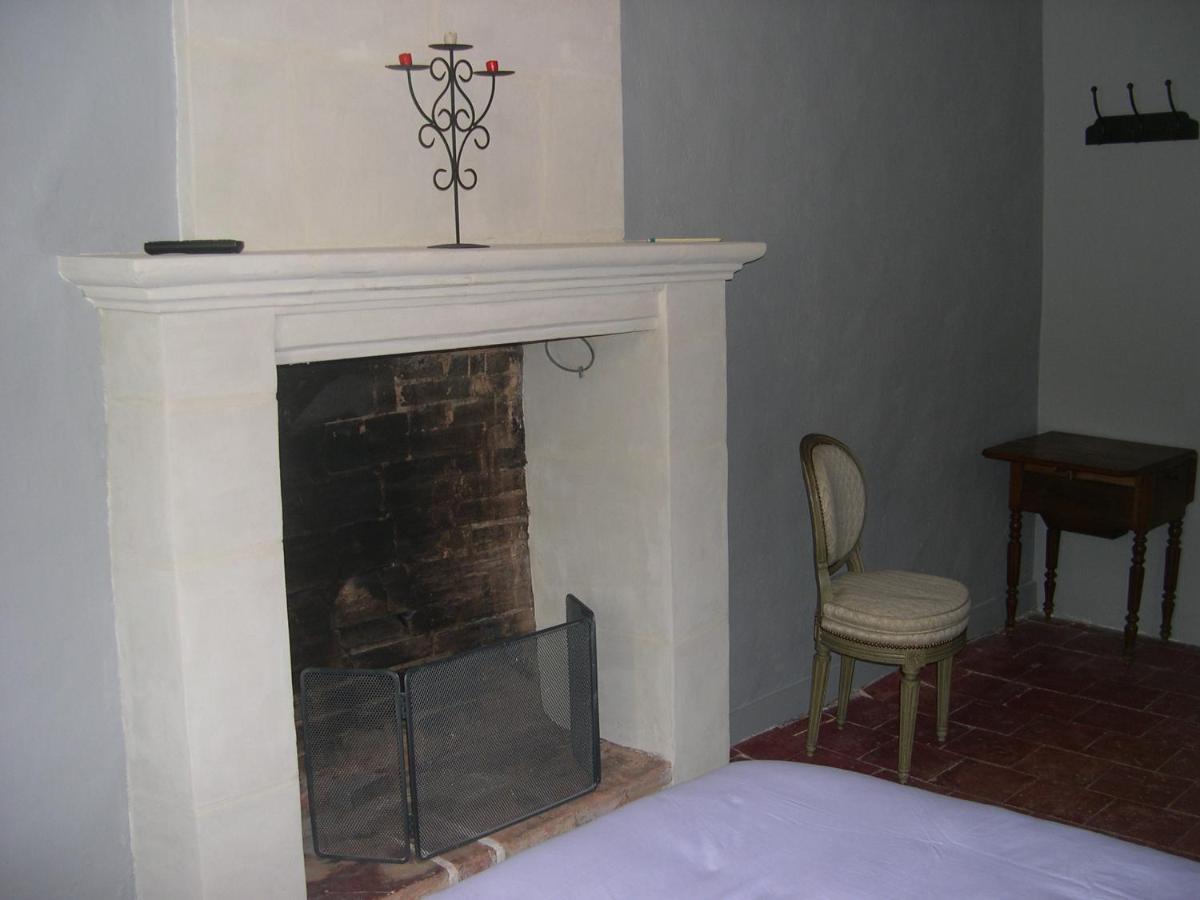 Bed and Breakfast L'Ancien Prieure Saint-Jean-de-la-Motte Exterior foto